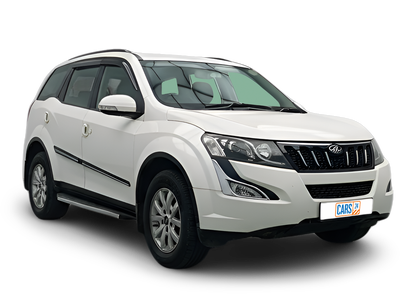 Mahindra XUV500-img